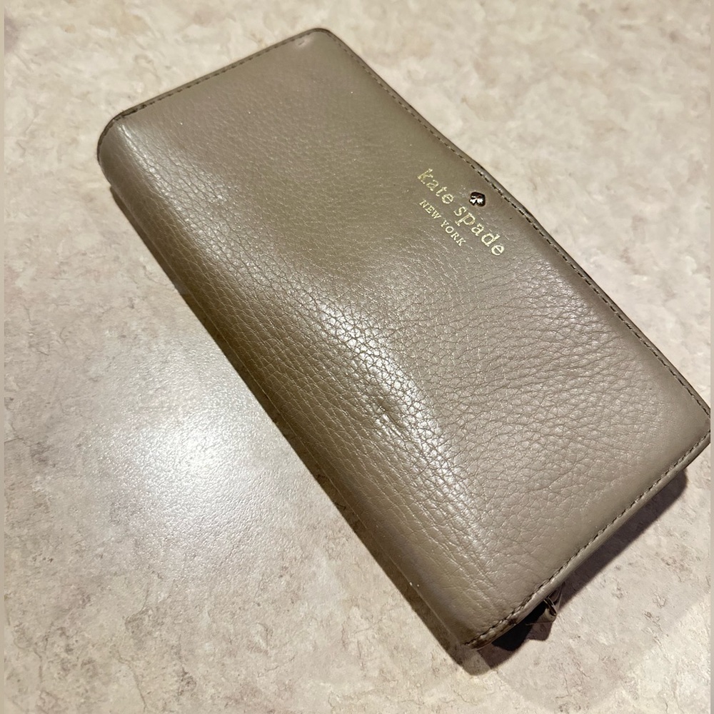 Kate Spade long Wallet